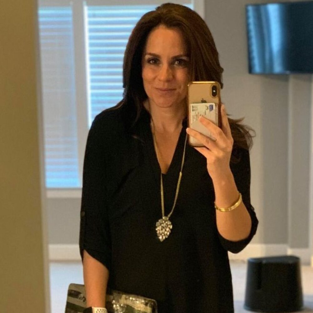 Stellaand Dot Regency Pendant Large Crystal Gold Necklace (Like new with box)